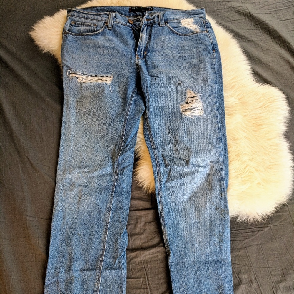 BDG Boyfriend Jeans